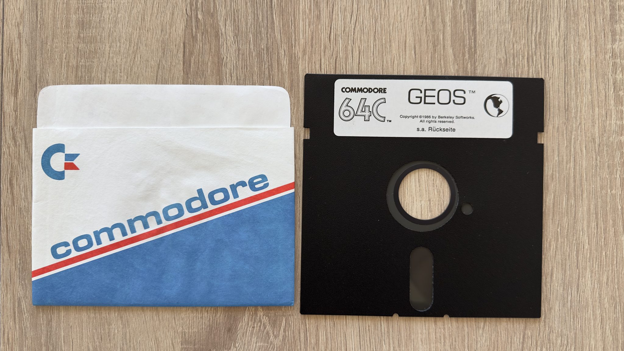 Retro Geos GEOS – Graphic Environment Operating System – Mateo's Museum